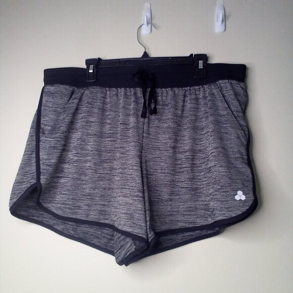 Tek Gear Workout Gear Shorts Women XXL Running Active Athletic Gray Black - Picture 2 of 16